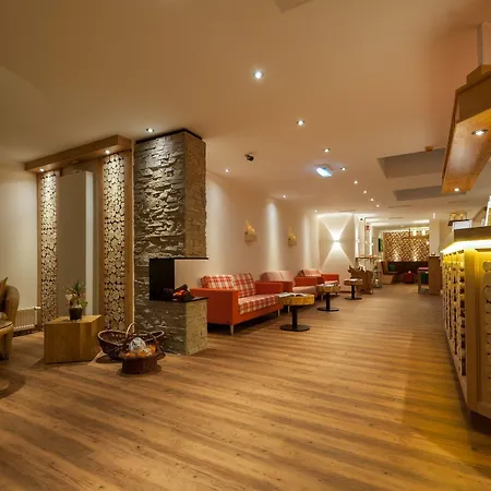 Hotel Panoramahotel Kuehbergalp 3*