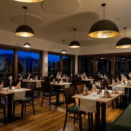 Panoramahotel Kuehbergalp מלון